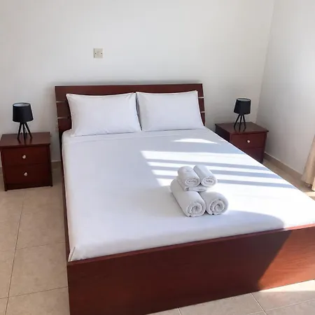 Sea View 2br Townhouse With Large Terrace Hébergement de vacances Kissonerga